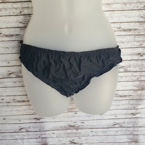 Black Cheeky Bathing Suit Bottoms ☆NWT☆ 👙 - Picture 1 of 6